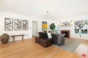 1937 N St Andrews Place image 3