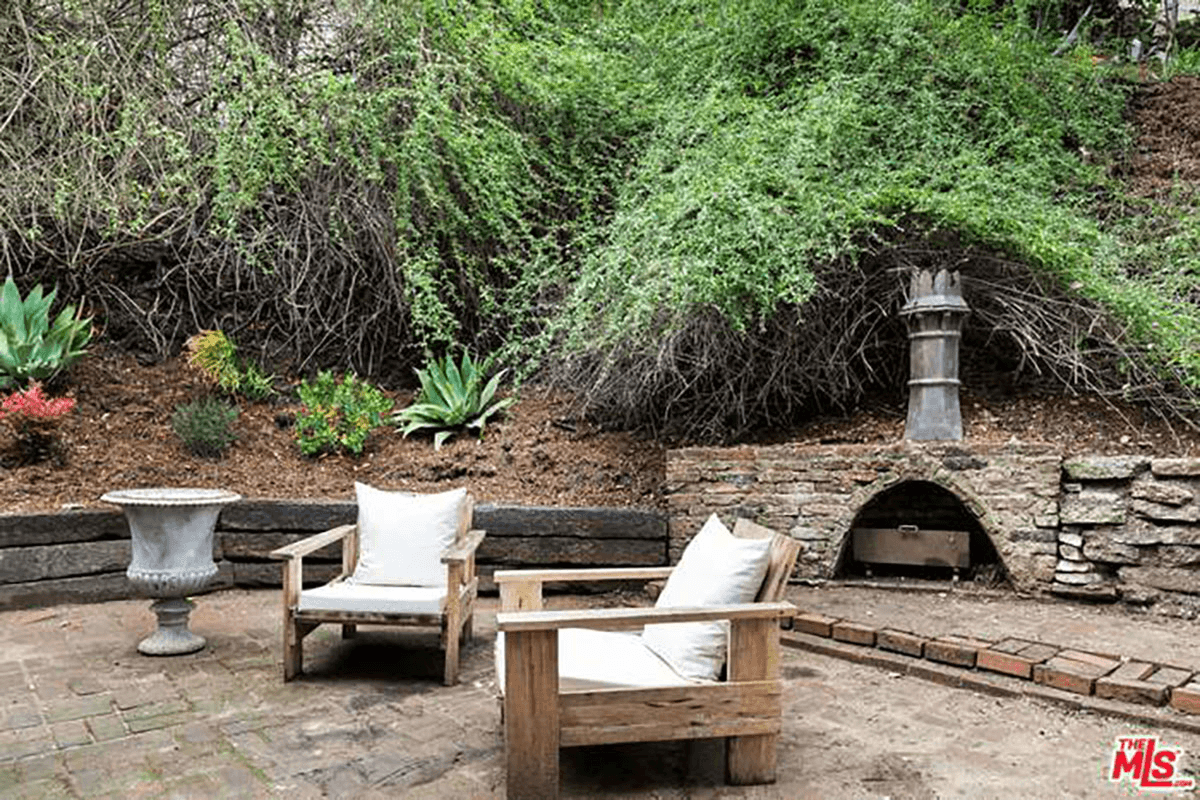 2456 Hidalgo Ave image 5