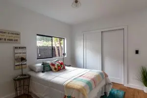 2241 Harwood St image 16