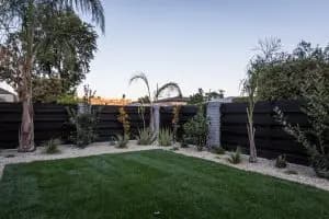 2241 Harwood St image 4