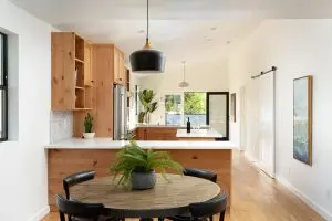 5016 Range View Ave image 3